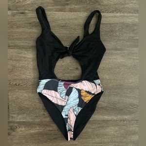Reversible One Piece Swimsuit with Cutout
